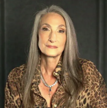 Dawn Arcieri, RID, NCIDQ, IIDA | Influential Women Honoree, Principal, Sparrow Studio, a Division of KT Ventures LLC